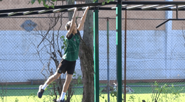 Díky participativnímu rozpočtu vyrostlo v Hodoníně workoutové hřiště