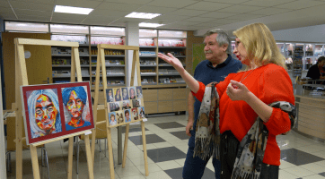 V Městském informačním centru vystavuje Markéta Švehlíková své pastely