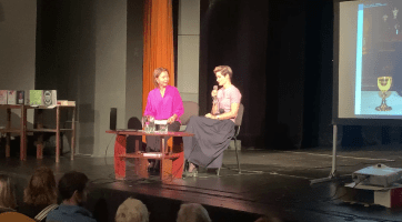 Vsetínská knihovna uspořádala besedu s farářkou Martinou Viktorií Kopeckou