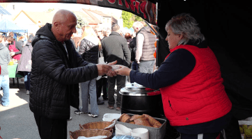 Desítky kuchařů soutěžily v Prušánkách o nejchutnější guláš 