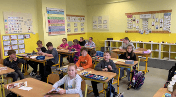 Sychrovská základní škola oslavila 40 let od svého otevření