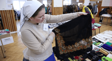 Na kroje se v Prušánkách stála dlouhá fronta