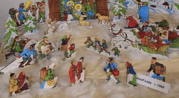 Za zpěvu koled otevřeli na Starém kvartýru výstavu betlémů