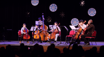 Tradiční koncert Vánoční hvězda zaplnil velký sál Besedy