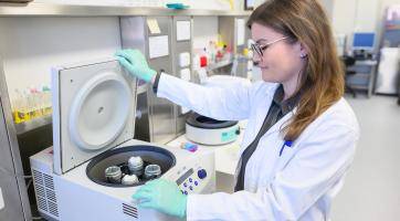 Vědci UTB vyvíjejí unikátní model lidského tenkého střeva. Může nahradit pokusy na zvířatech