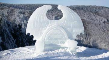 Ledové sochy na Pustevnách startují už o víkendu