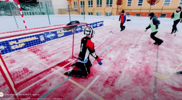 Do základní školy Pod Vinohrady zavítala florbalová Winter Classic 