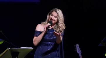 Hvězdou plesu v Uherském Brodě byla Sabina Laurinová