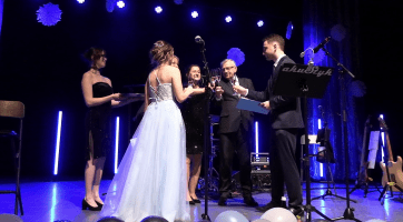 Ples SŠPHZ nabídl Zimní pohádku