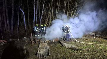 Tragédie v Provodově: Při požáru unimobuňky zemřel člověk