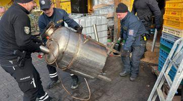 Během čtyřiceti dnů odhalili celníci ve Zlínském kraji už třetí nelegální palírnu