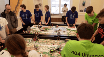 Čiperova vila se proměnila v robotickou arénu