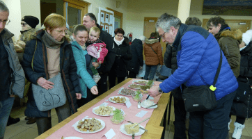 Košt v Nivnici opanoval chléb ochucený cibulkou