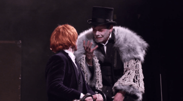 Zlínský Drákula sází na hravost a pětici herců v mnoha rolích