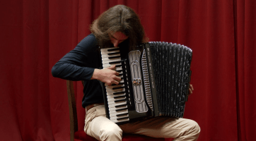 Na žákovském koncertě ZUŠ zazněl Monti, Mozart, Janáček nebo Bach