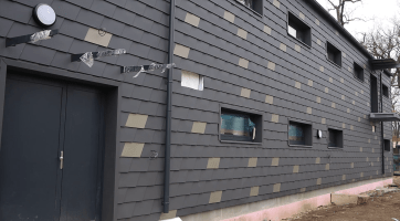 Budoucí pavilon akvárií prošel zatěžkávací zkouškou