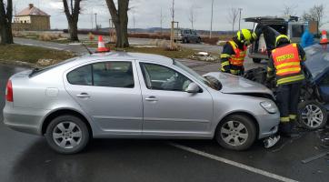 namrzlé vozovky způsobily komplikace řidičům (Kroměřížsko)
