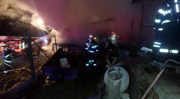 noční požár v Halenkovicích