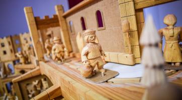 Vyřezávaný betlém Jana Vysloužila. Foto: Kateřina Nosková