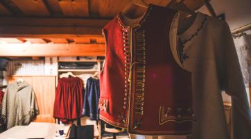 Valašské kroje Vladislavy Hrubešové. Foto: Kateřina Nosková