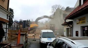 demolice v centru města