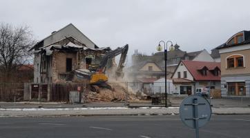 demolice v centru města