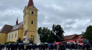 Poslední sbohem. V Koryčanech se rozloučili s tragicky zesnulým hasičem