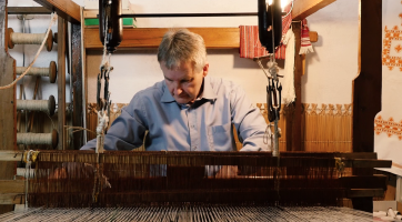 Ruční tkalcovství (Miroslav Urban)