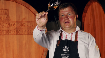 Arcibiskupské zámecké víno Kroměříž (2. část)