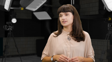 Ticho ve studiu s hudební dramaturgyní Filmového festivalu Kyjograf Alenou Truschingerovou 