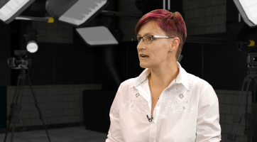 Nikdy by mě nenapadlo, že se ze mě stane youtuber, říká malířka Veronika Mikalová