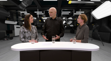 Ticho ve studiu s tvůrkyněmi pořadu Den po dni Detou Vaculíkovou a Petrou Kučerovou