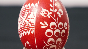 Zdobení kraslic (Marie Vlčková, Marie Sekaninová, Zdeňka Rajsiglová)