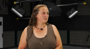 Chovatelka primátů v Zoo Hodonín Petra Bílková