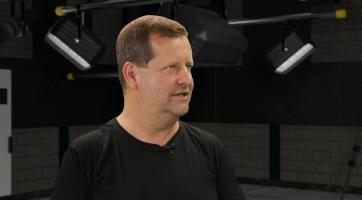 V hudbě Hradišťanu cítím naději, očekávání, zakotvení, něco, co nás v této době povzbuzuje a nad čím rozjímáme, říká hudební skladatel a muzikant působící v Hradišťanu Josef Fojta 