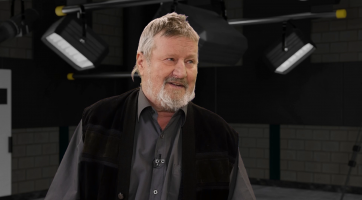 Ostatní říkají, že dělám surrealismus, ale já tomu říkám Mahdalův expresionismus. Je to takový můj osobitý styl, říká malíř Vlastimil Mahdal