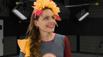 Vždycky jsem chtěla být herečkou nebo kostymérkou, ve Veselušce se to propojilo. Bez tvoření nemůžu žít, říká Veseluška Gabriela Dobišová