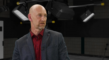 Nejbližší onkologická péče pro obyvatele Kyjovska a okolí je až v Brně. Proto vzniká Regionální onkologické centrum, které přivede superspecializovanou péči do naší nemocnice, říká ředitel Nemocnice Kyjov Jiří Vyhnal