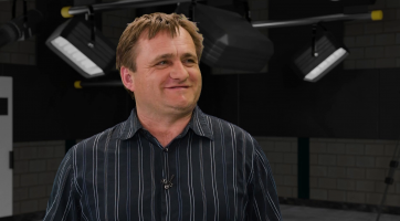 Mým největším životním úlovkem je moje žena. Zabrala na dvě deci moravského muškátu a jsme spolu už přes 21 let, říká vášnivý rybář a kameraman televize TVS Slávek Hanáček