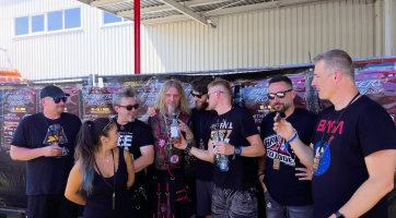 Free Fall na Masters of Rock