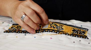 Výšivka (Marie Pyrchalová, Jarmila Kraváčková, Eliška Křižková)