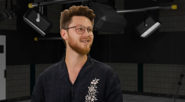 Divadlo Dondi jsem založil z nouze, protože mi nechtěli dát autorská práva. Jsem spokojený, ale myslel jsem si, že poptávka bude větší, říká herec David Macháček