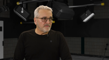 Restaurovaný meč Jana z Rottalu je opravdový klenot. Do muzea holešovského zámku se vrátí letos na jaře nebo v létě, říká ředitel MKS Holešov Karel Adamík