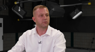 Přivedl jsem na Slovácko vysokoškolské obory, které tu dřív nebyly. Mezi nimi i mou srdcovou záležitost - včelařství, říká ekonom a včelař Oldřich Hájek