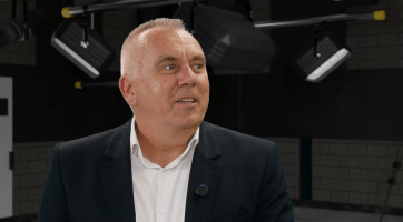 Snažíme se o naše zaměstnance starat. Standardním benefitem je pátý týden dovolené a home office. Každoroční navyšování mzdy bereme jako standard, říká ředitel společnosti Kasko Slavkov Petr Valda