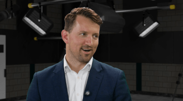 Výhodou Business Parku Staré Město je perfektní dopravní dostupnost. Areál leží přímo na úpatí D55 spojující Ostravu s Břeclaví, říká předseda představenstva Real Kredit a.s. Antonín Štěrba ml.