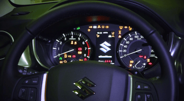 Co znamenají kontrolky na palubní desce?