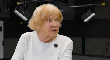 Lidé umírají zbytečně. V naší zemi má každý dvě shody, ale lidé nejsou zachráněni, protože dárci nejsou v registru, říká propagátorka dárcovství kostní dřeně Zdenka Wasserbauerová