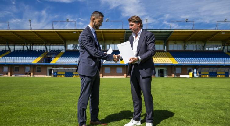 Zlínský fotbal má nového titulárního partnera. Fastav nahrazuje Trinity Bank