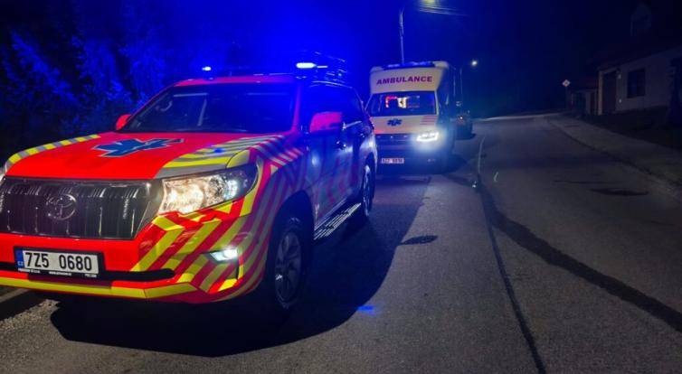 Starší muž z Březové zkolaboval ve vaně. Díky rychlému zásahu IZS se ho podařilo zachránit